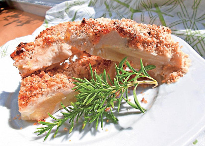 Zapečený chřest s bešamelem a křupavou strouhankou