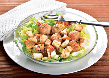 Římský salát s masovými kuličkami