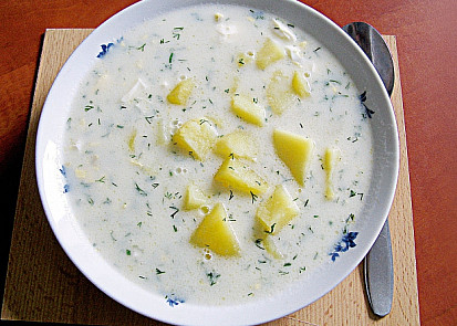 Kyselka s koprem a vařenými vejci