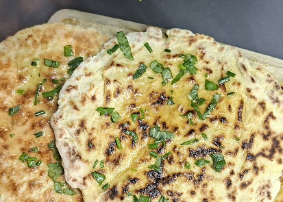 Jogurtový flatbread z pánve