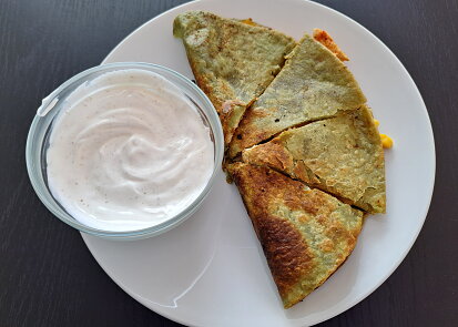 Kuřecí quesadilla s dipem