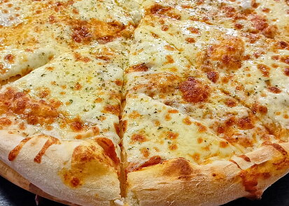 Domácí šunková pizza